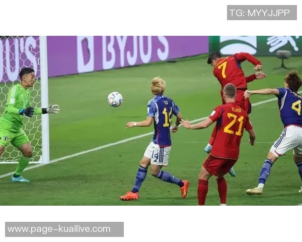 奥斯特桑斯与柔亚的激烈对决揭示了足球战术的精彩与魅力